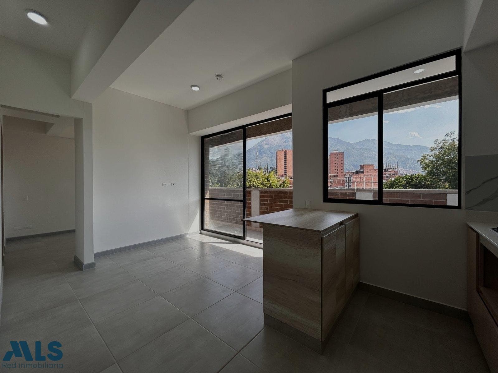 Apartamento en venta en Santa Ana, Norte, Bello — foto 1 de 18