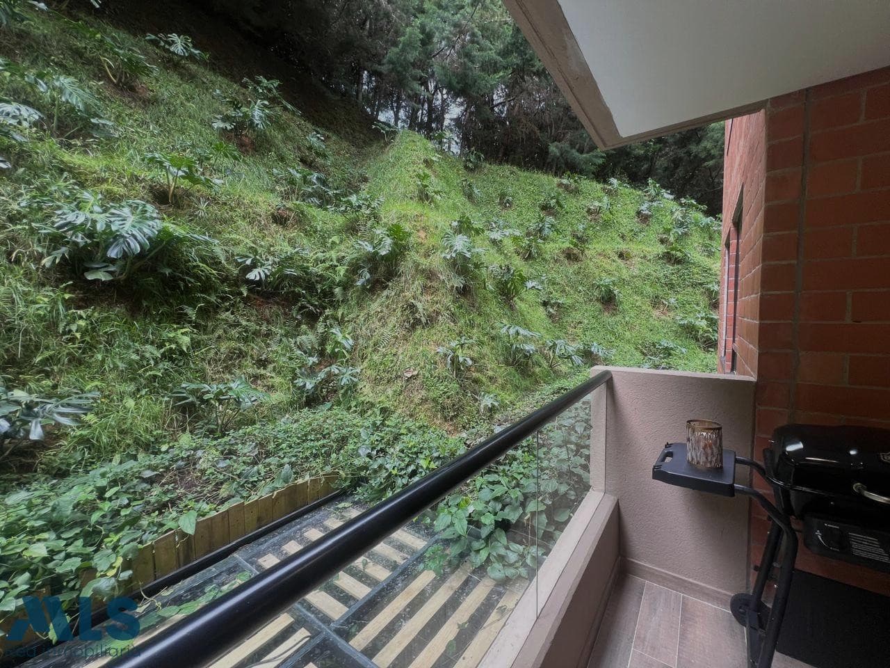 Apartamento en venta en Puro Cuero, Oriente Antioqueño, El Retiro — foto 1 de 12