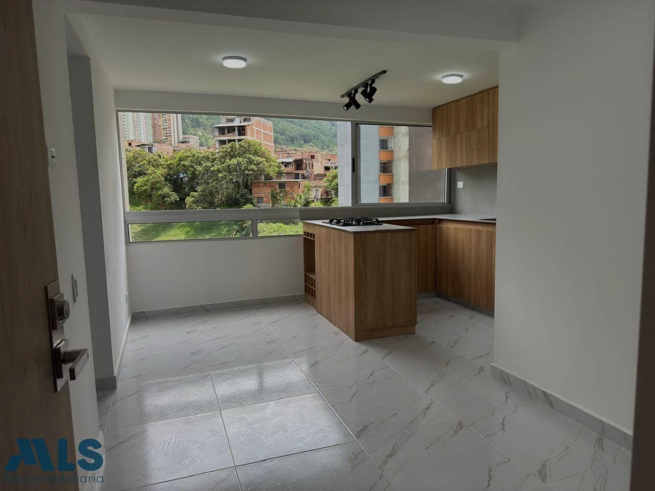 Apartamento en venta en Bellavista, Norte, Bello — foto 1 de 12