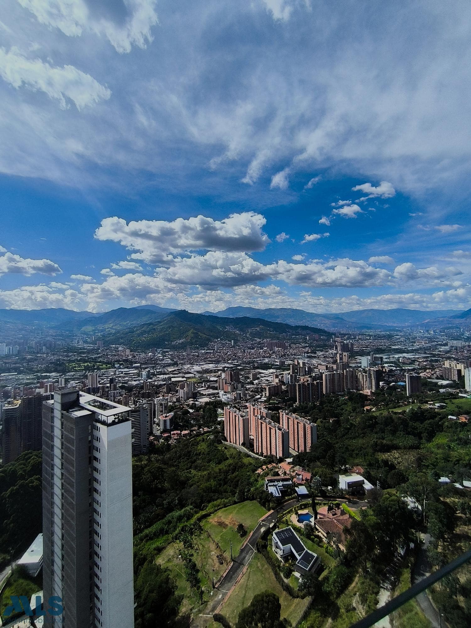 Apartamento en venta en Las Lomitas, Aburra Sur, Sabaneta — foto 1 de 15