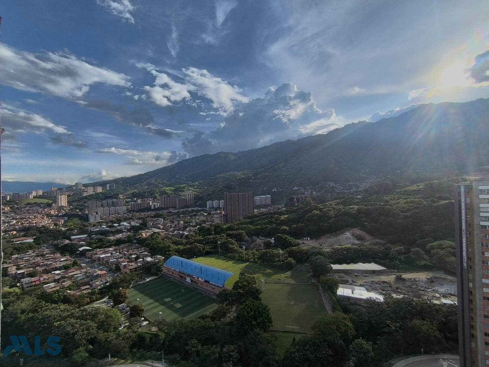 Apartamento en venta en San Gabriel, Norte, Bello — foto 1 de 17