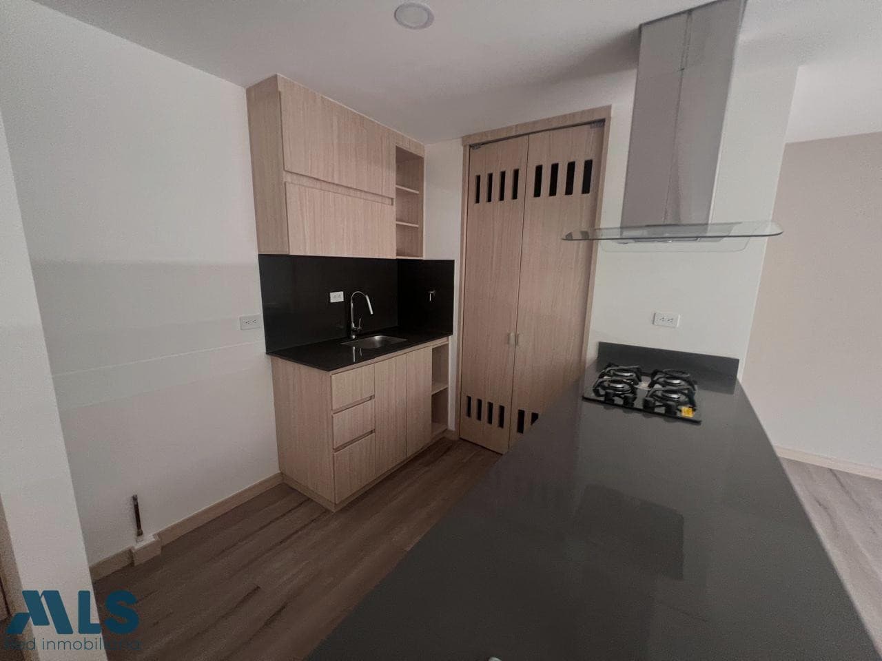 Apartamento en venta en Puro Cuero, Oriente Antioqueño, El Retiro — foto 1 de 14