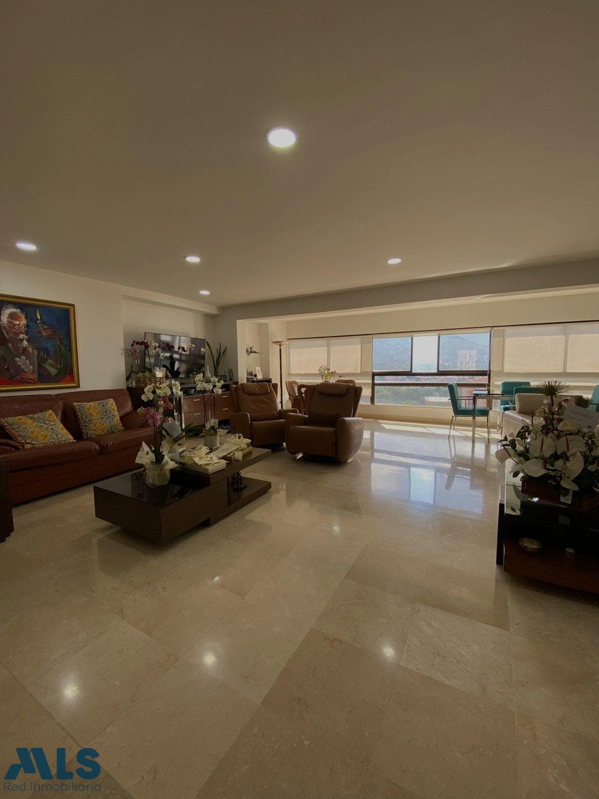 Apartamento en venta en Milla De Oro, Poblado, Medellín — foto 1 de 16