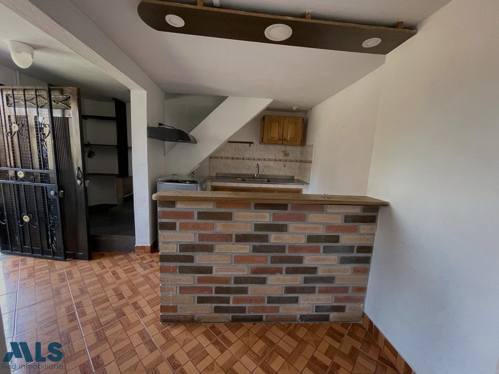 Casa en venta en San Cristobal, Occidente, Medellín — foto 1 de 19