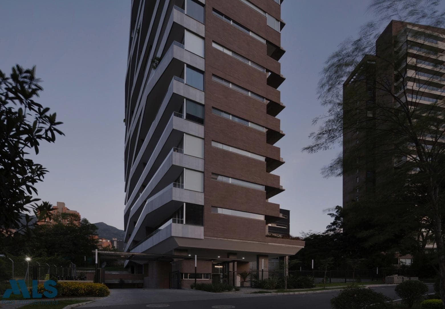 Apartamento en venta en Alejandría, Poblado, Medellín — foto 1 de 28