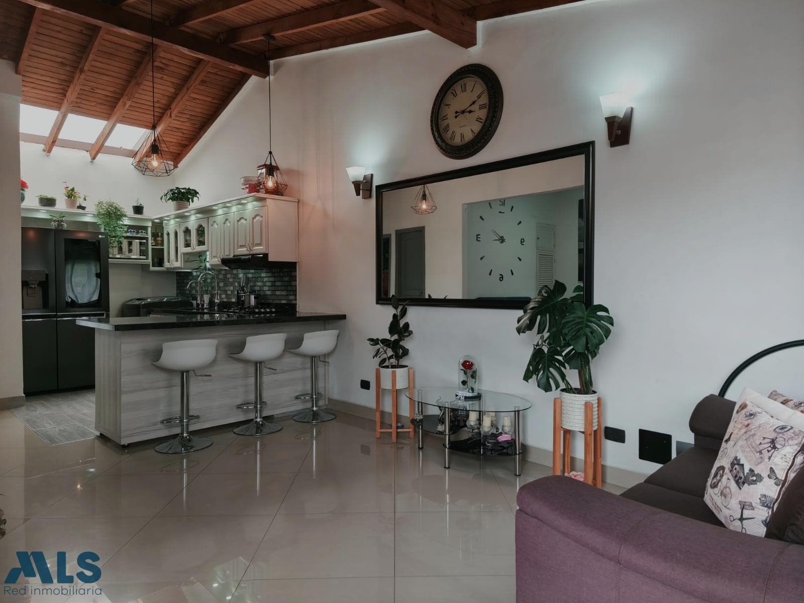 Casa en venta en Robledo, Occidente, Medellín — foto 1 de 12