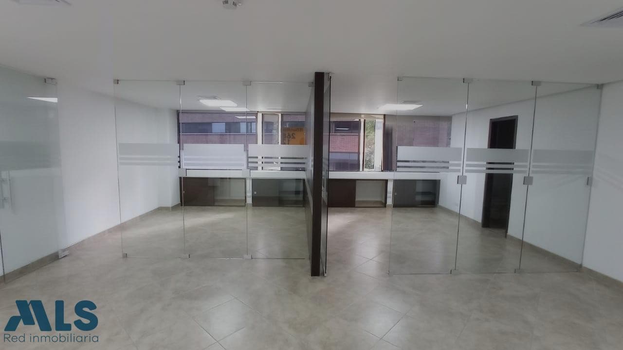 Oficina en venta en Manila, Poblado, Medellín — foto 1 de 8