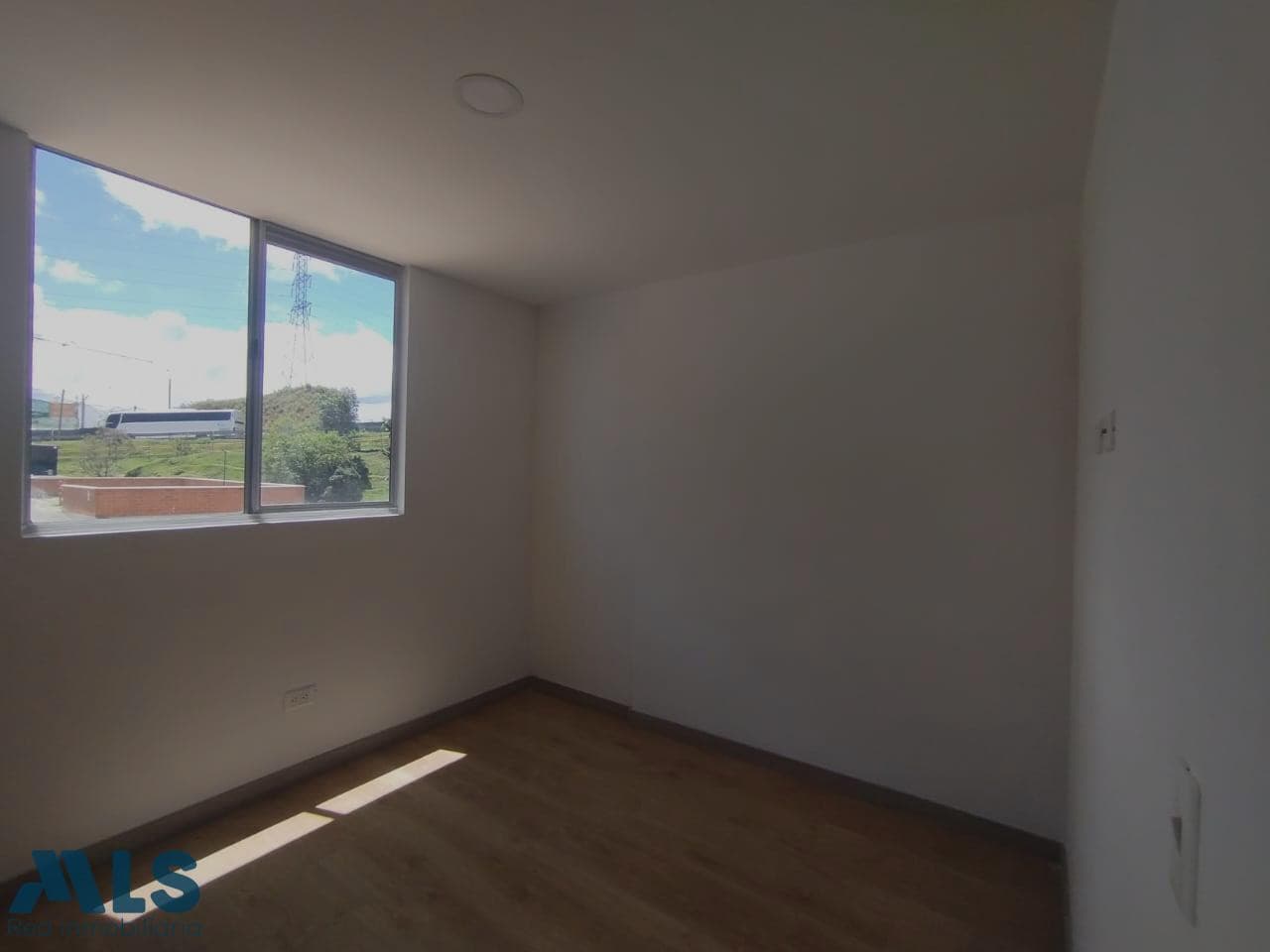 Apartamento en venta en V. Fontibon, Oriente Antioqueño, Rionegro — foto 1 de 9