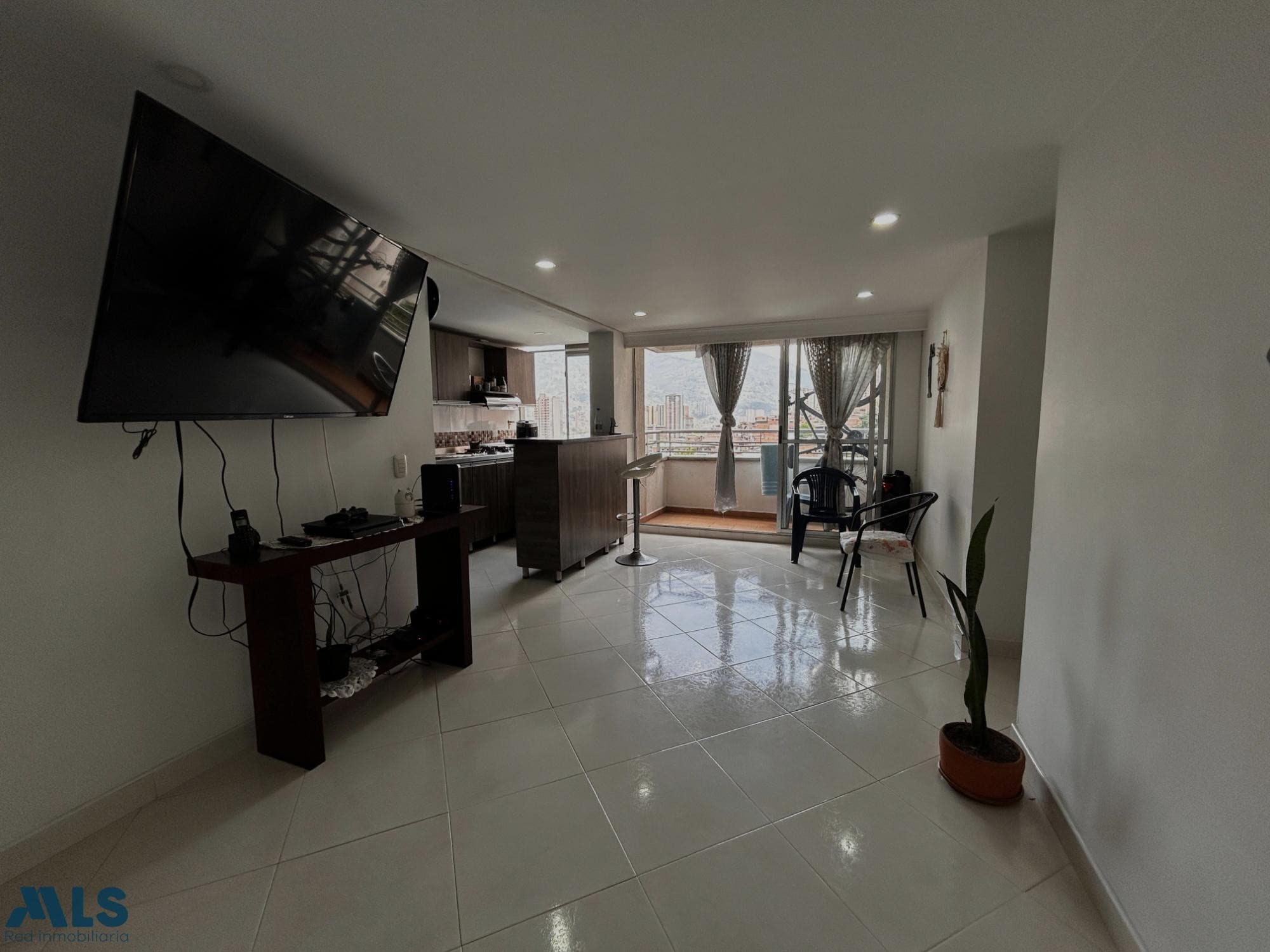 Apartamento en venta en Madera, Norte, Bello — foto 1 de 26