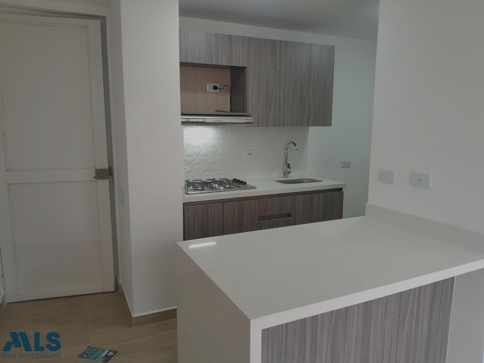 Apartamento en venta en V. Primavera, Aburra Sur, Caldas — foto 1 de 13