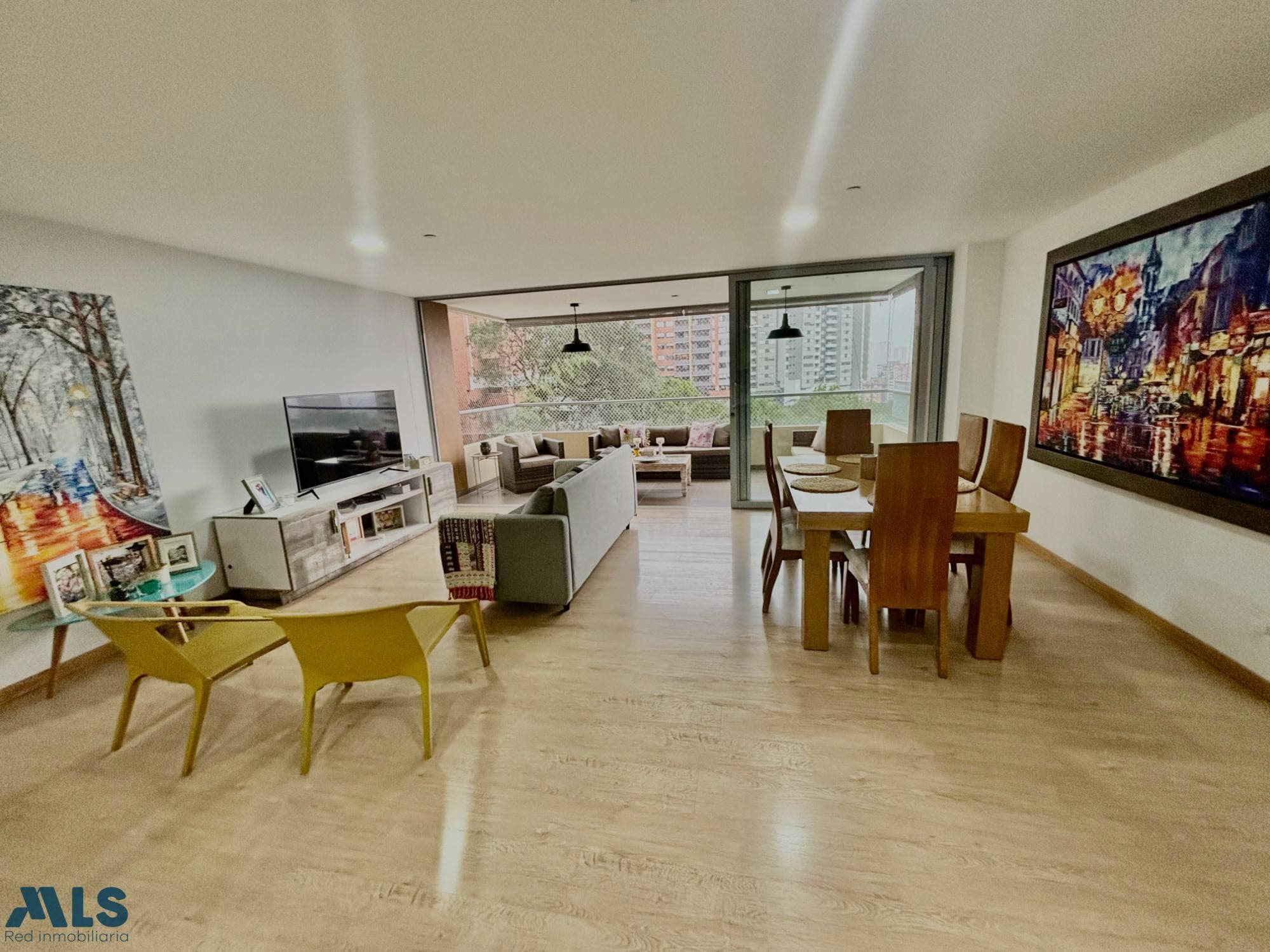 Apartamento en venta en El Esmeraldal, Aburra Sur, Envigado — foto 1 de 34