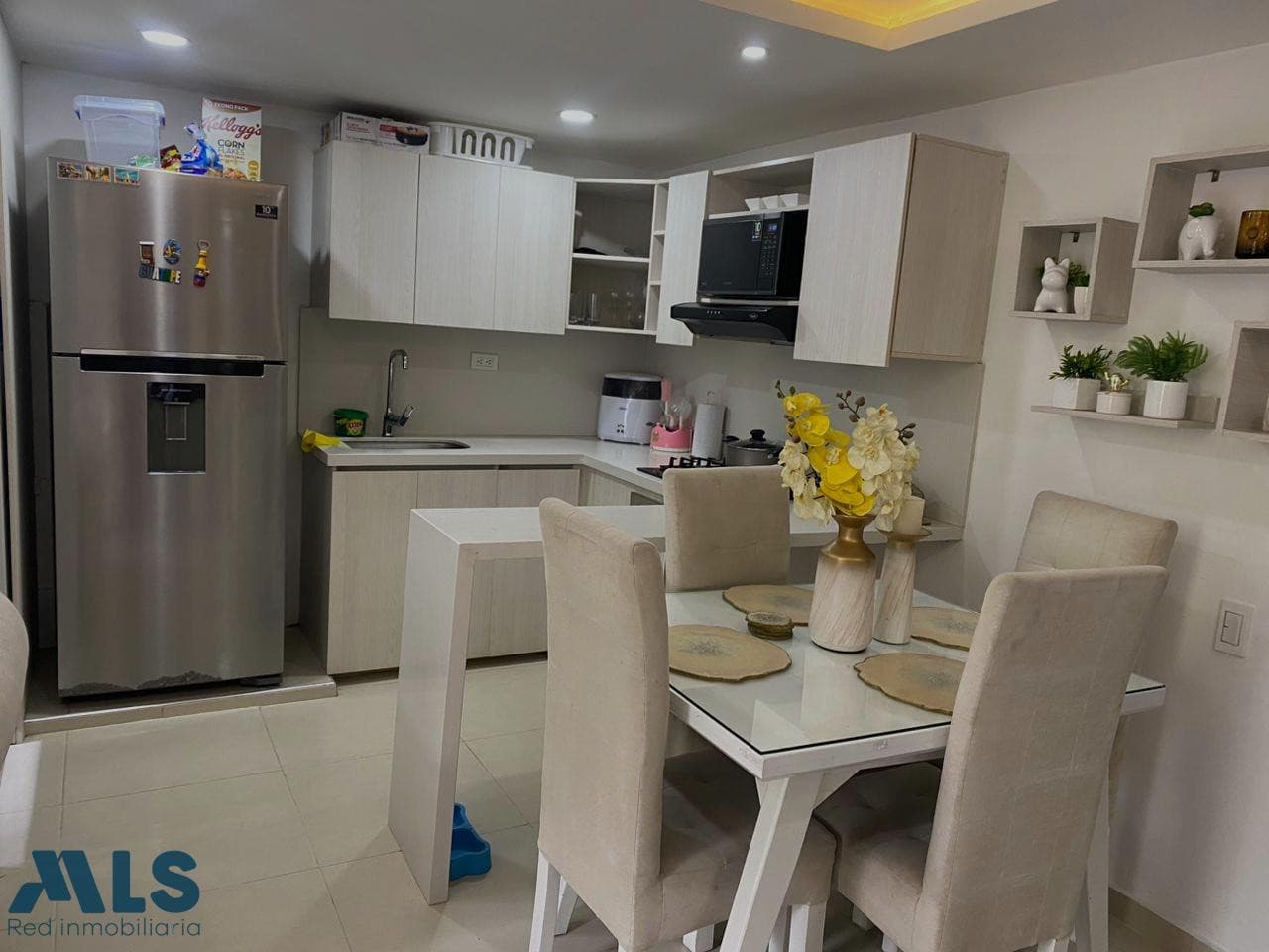 Apartamento en venta en Amazonía, Norte, Bello — foto 1 de 36