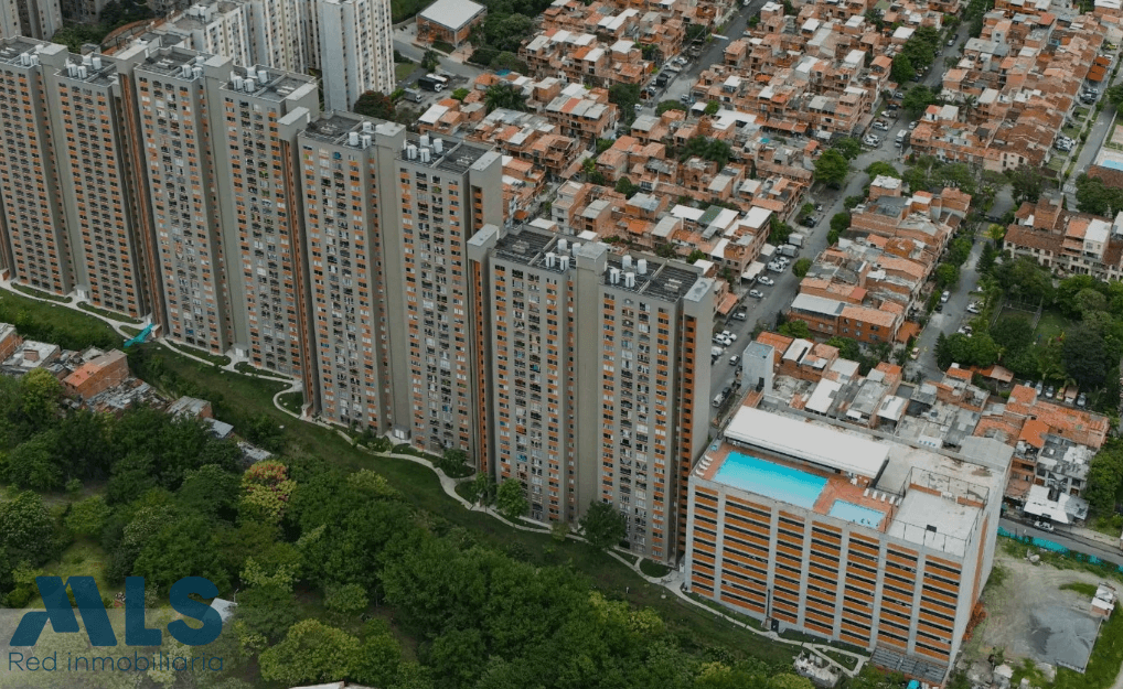 Apartamento en venta en Primavera, Norte, Bello — foto 1 de 9