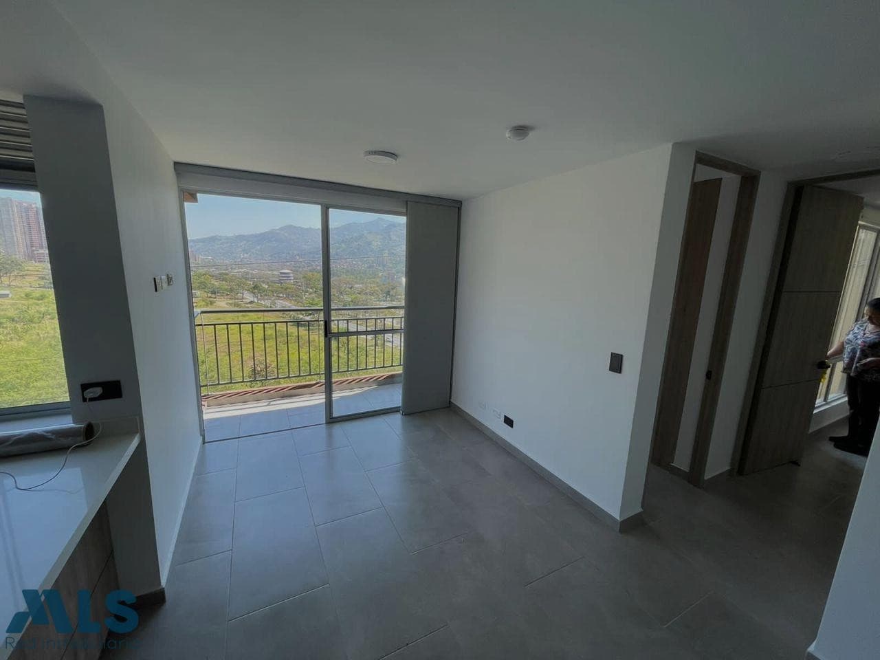 Apartamento en venta en Niquia, Norte, Bello — foto 1 de 15