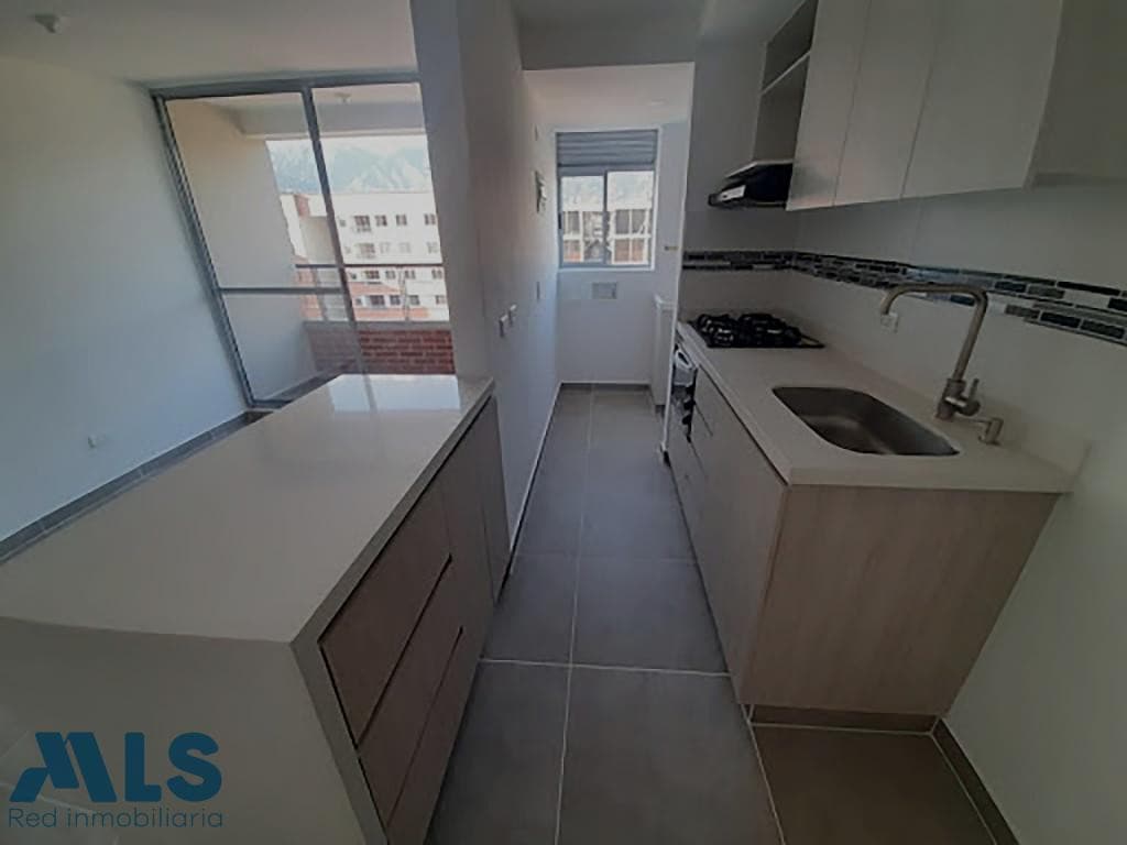 Apartamento en venta en Fabricato, Norte, Bello — foto 1 de 15