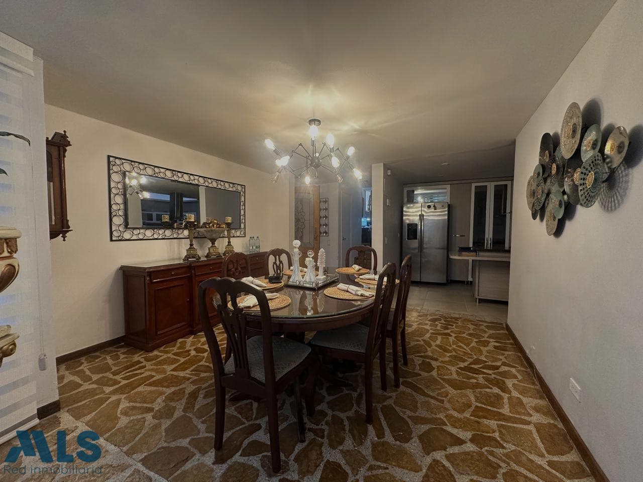 Casa en venta en Los Balsos Nº 1, Poblado, Medellín — foto 1 de 17