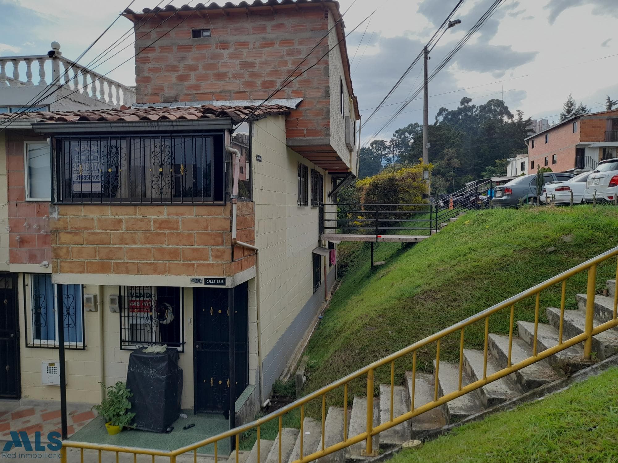 Casa en venta en Robledo, Occidente, Medellín — foto 1 de 18