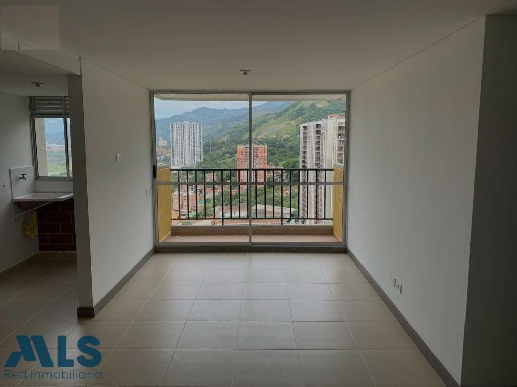 Apartamento en venta en Machado, Norte, Bello — foto 1 de 10