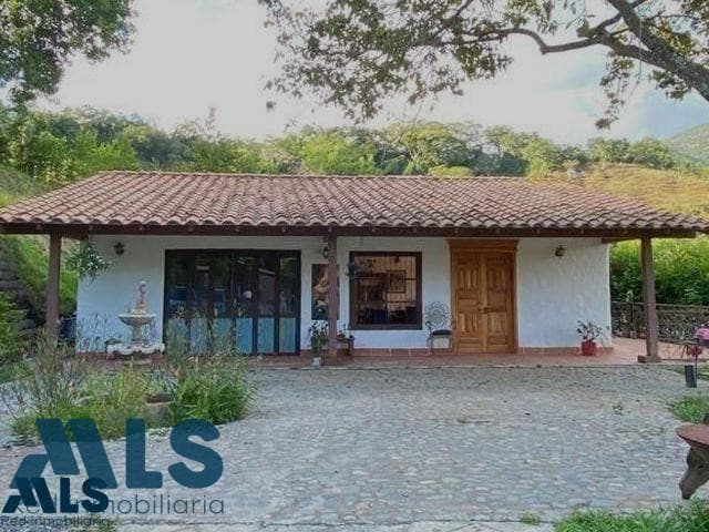 Finca Recreativa en venta en Llano De Montaña, Occidente Antioqueño, Sopetrán — foto 1 de 33