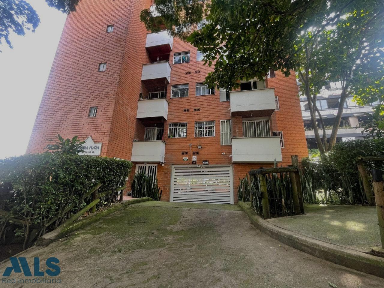 Apartamento en venta en Cabañas, Norte, Bello — foto 1 de 19