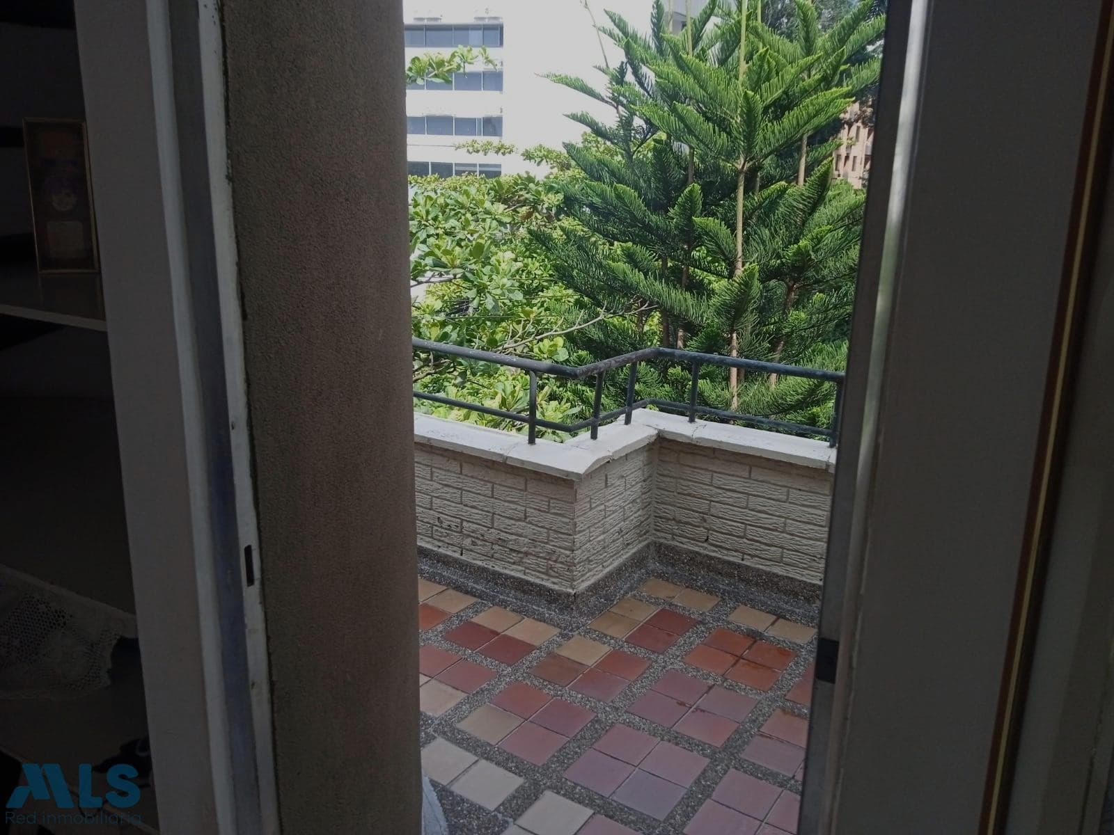 Casa en venta en Poblado, Medellín — foto 1 de 16