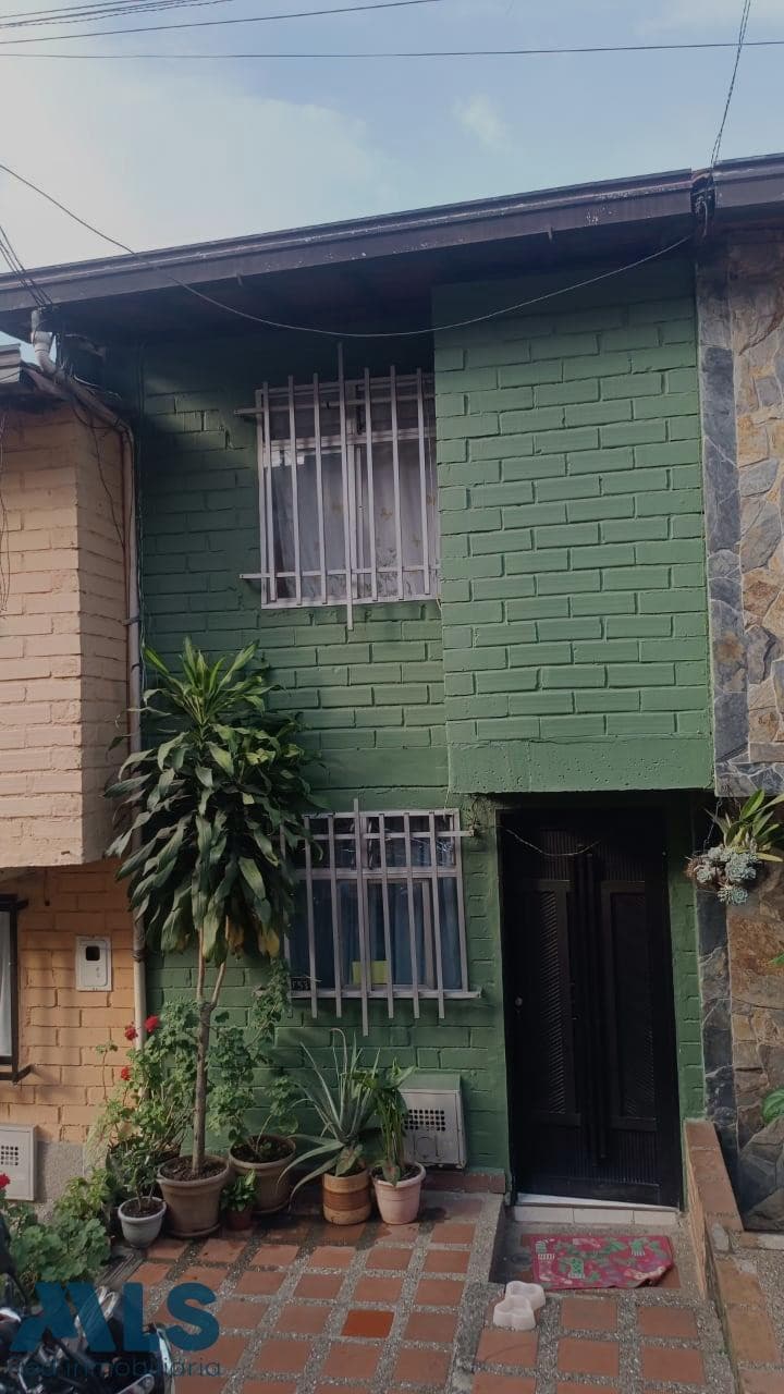 Casa en venta en San Agustín, Aburra Sur, La Estrella — foto 1 de 8