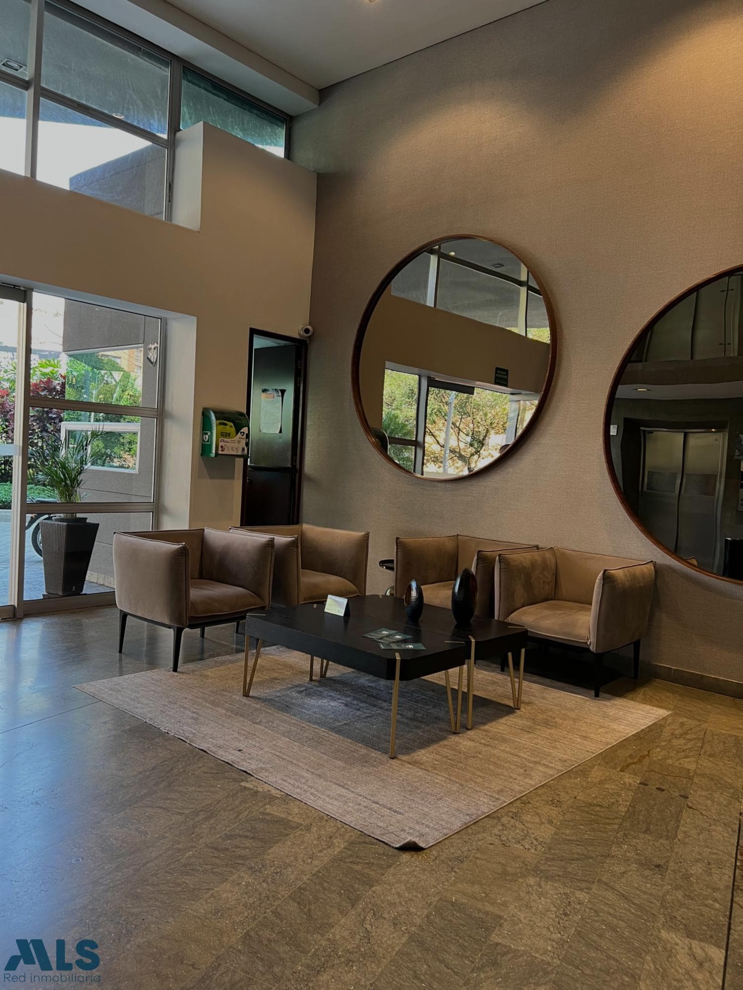Apartamento en venta en Oviedo, Poblado, Medellín — foto 1 de 16