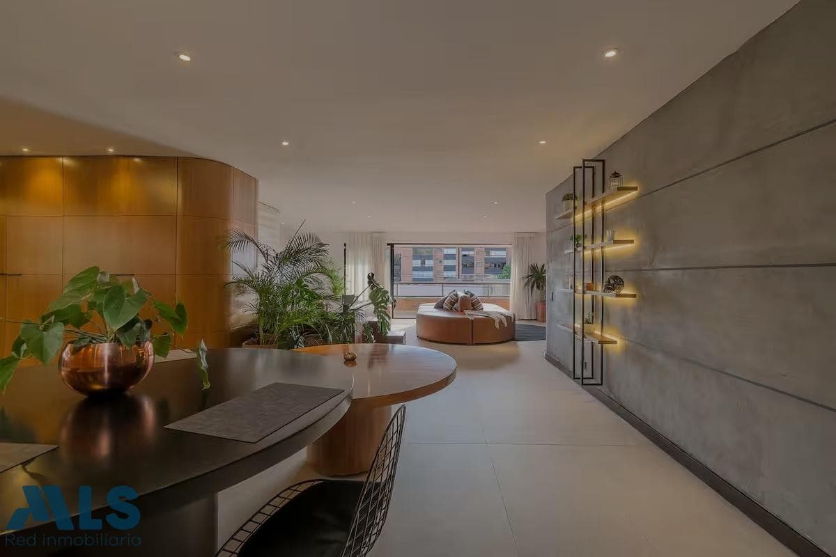 Apartamento en venta en Las Lomas Nº 1, Poblado, Medellín — foto 1 de 23