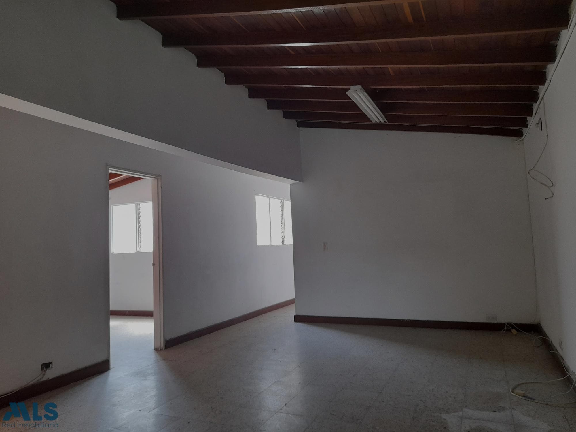 Casa en venta en La América, Occidente, Medellín — foto 1 de 18