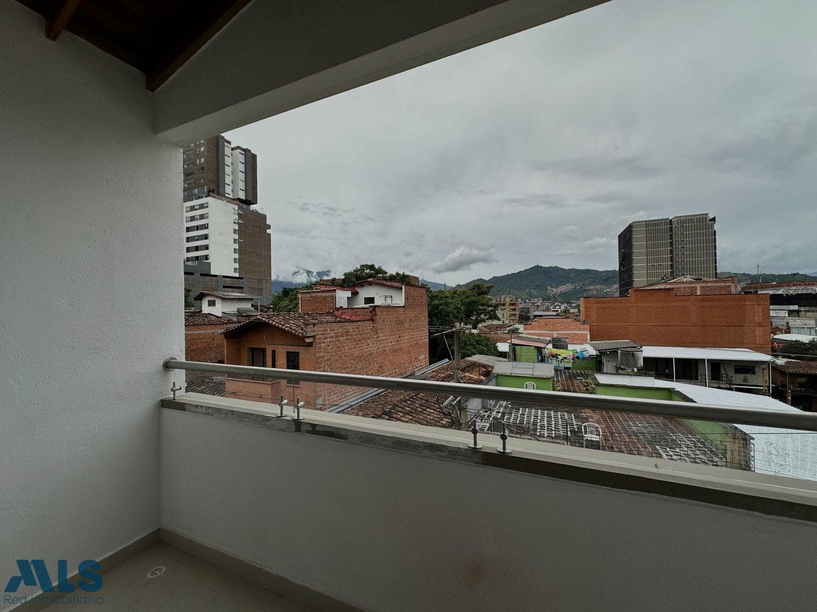 Apartamento en venta en Barrio Mesa, Aburra Sur, Envigado — foto 1 de 9