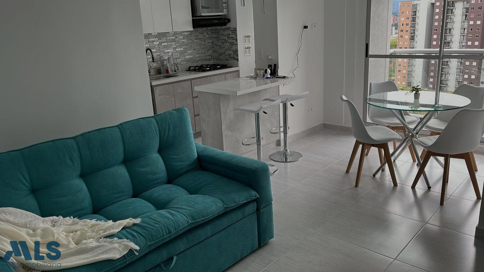 Apartamento en venta en V. Fontibon, Oriente Antioqueño, Rionegro — foto 1 de 11