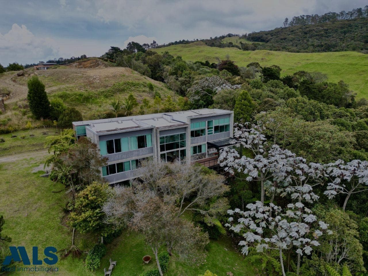 Casa en venta en Alto De Las Palmas, Aburra Sur, Envigado — foto 1 de 17