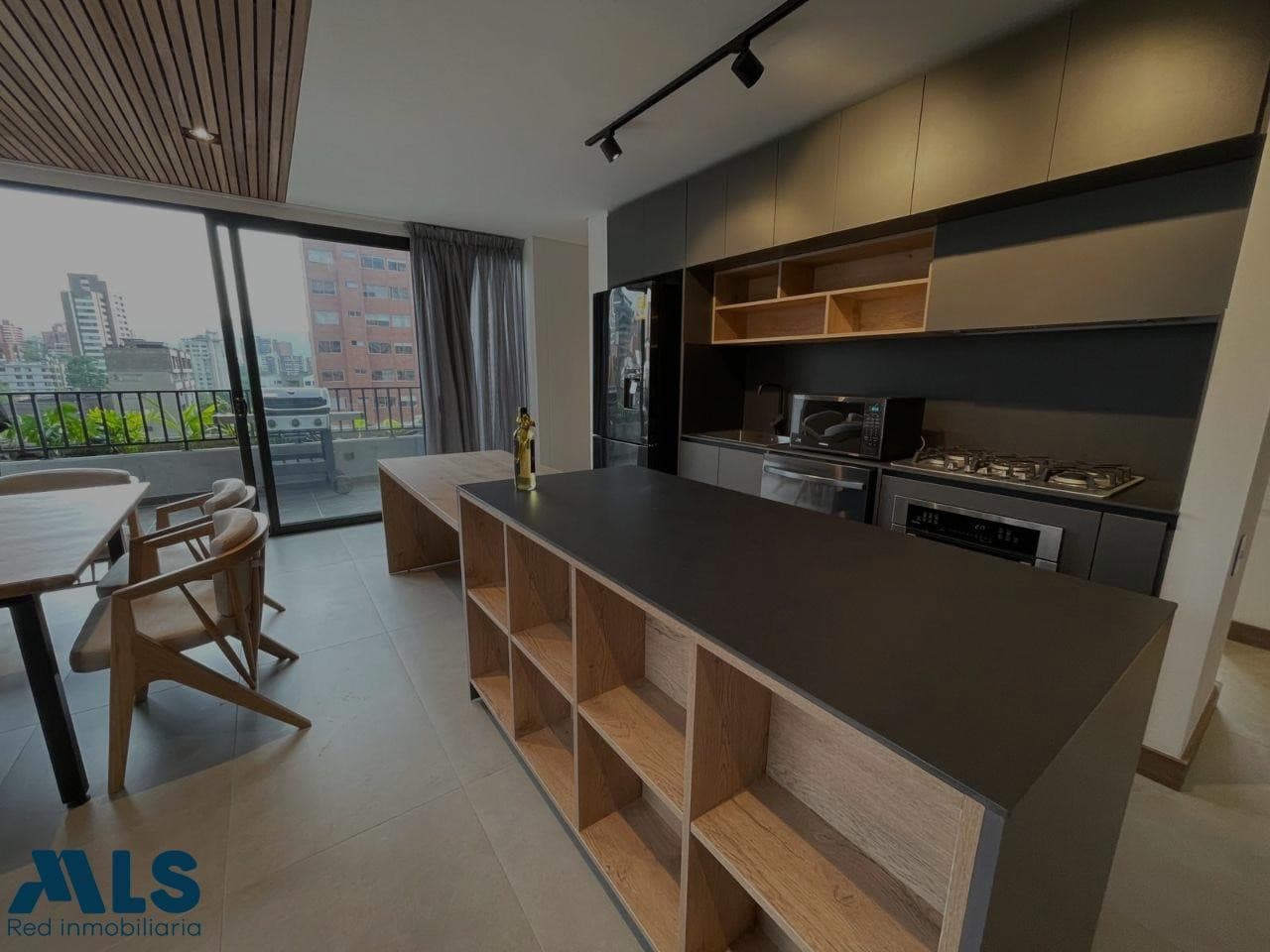 Apartamento en venta en Oviedo, Poblado, Medellín — foto 1 de 22