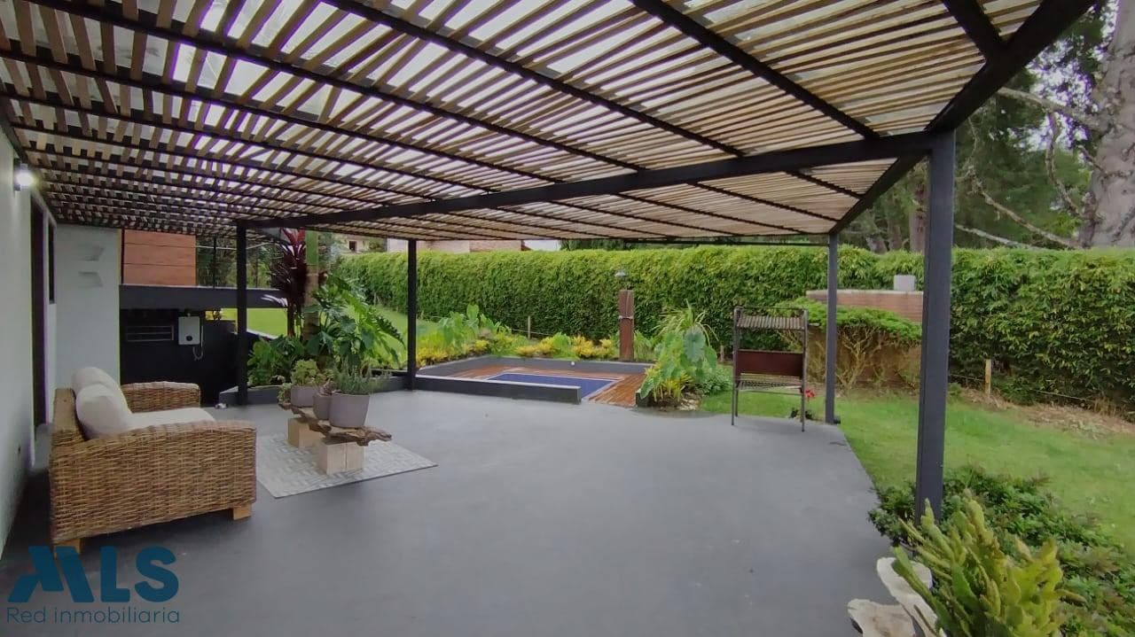 Casa en venta en Llanogrande, Oriente Antioqueño, Rionegro — foto 1 de 33