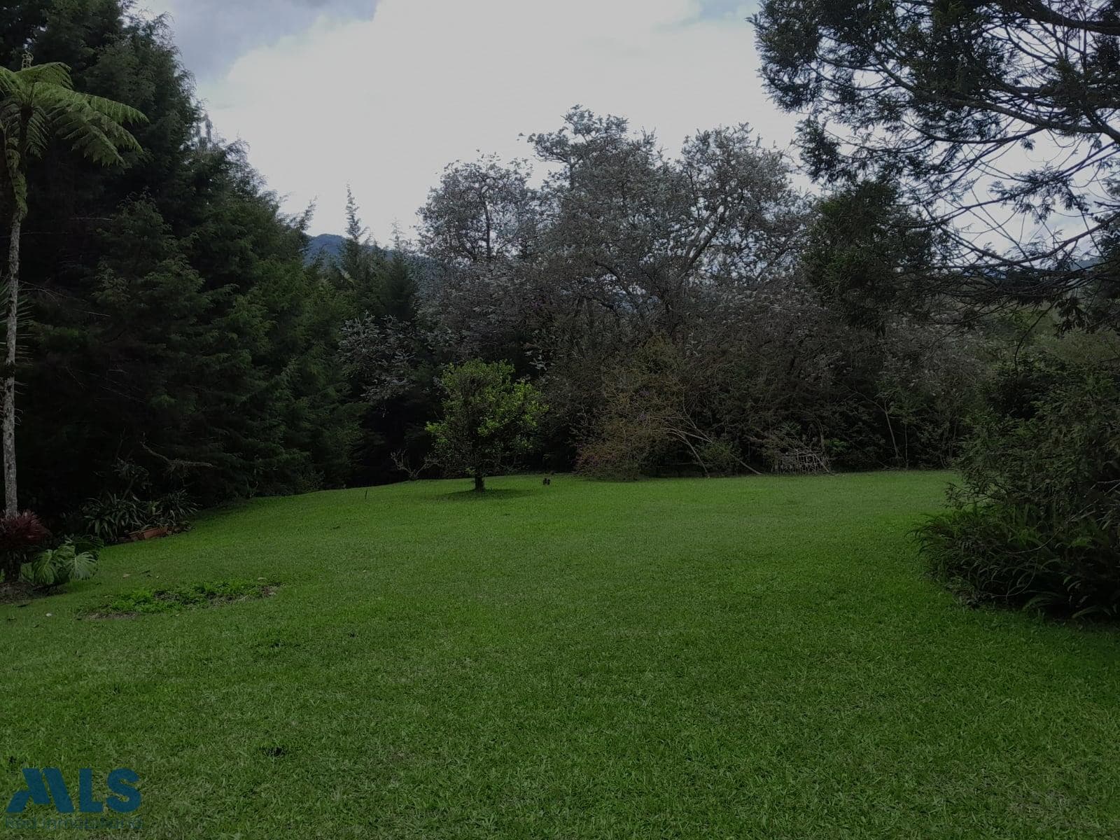 Finca Recreativa en venta en V. Los Salados, Oriente Antioqueño, El Retiro — foto 1 de 21