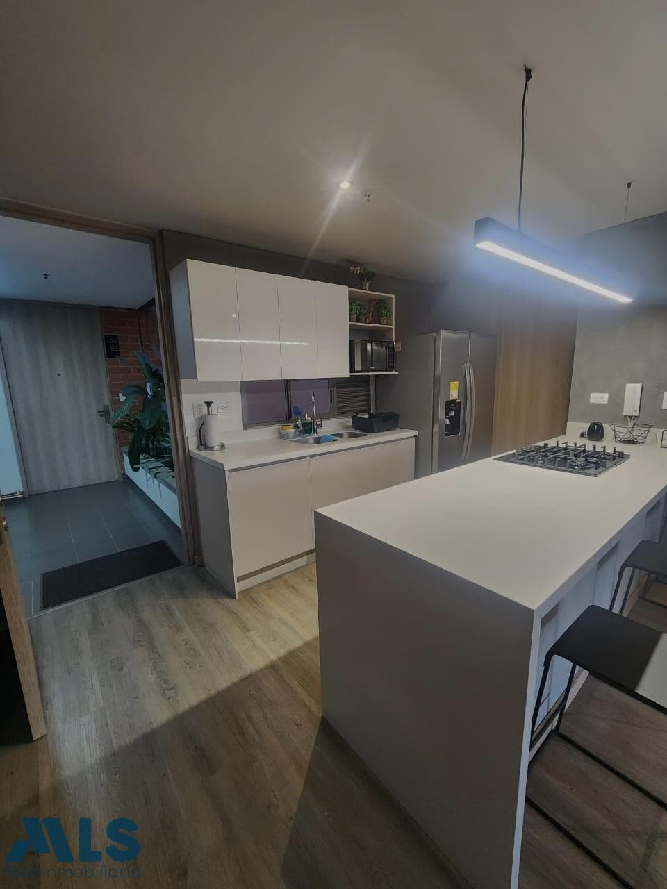 Apartamento en venta en Linares, Poblado, Medellín — foto 1 de 25
