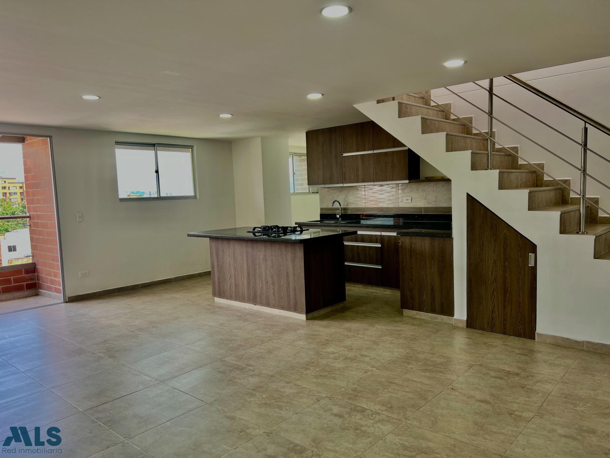 Apartamento en venta en Simon Bolivar, Laureles, Medellín — foto 1 de 13