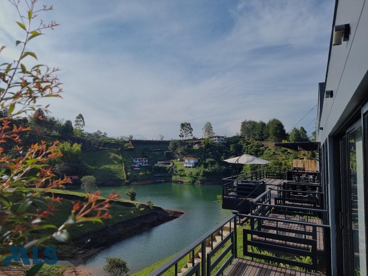 Casa en venta en La Piedra, Oriente Antioqueño, Guatapé — foto 1 de 14