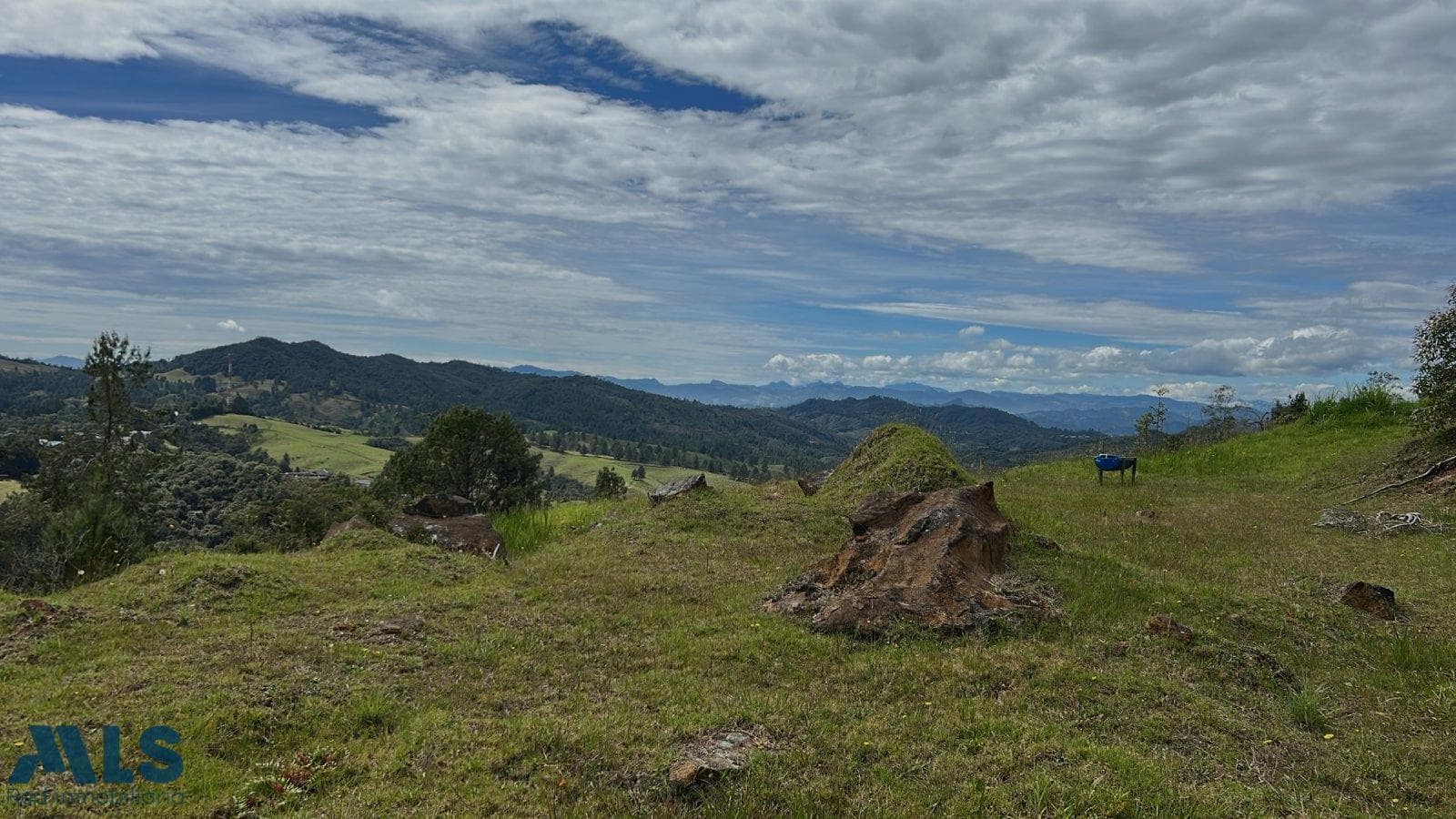Lote Residencial en venta en V. Pantanillo, Aburra Sur, Envigado — foto 1 de 12