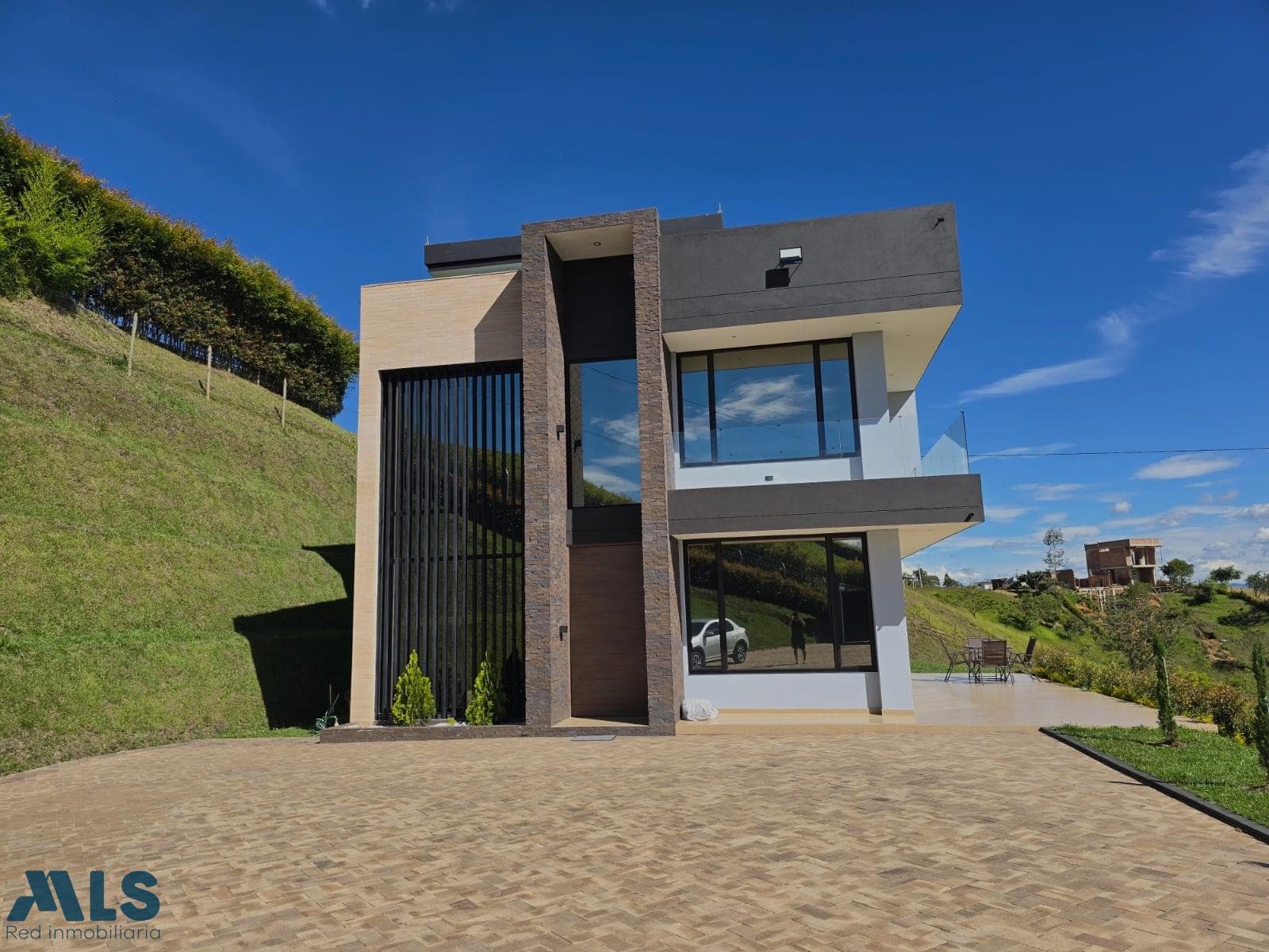 Casa en venta en Rural, Oriente Antioqueño, San Vicente — foto 1 de 48