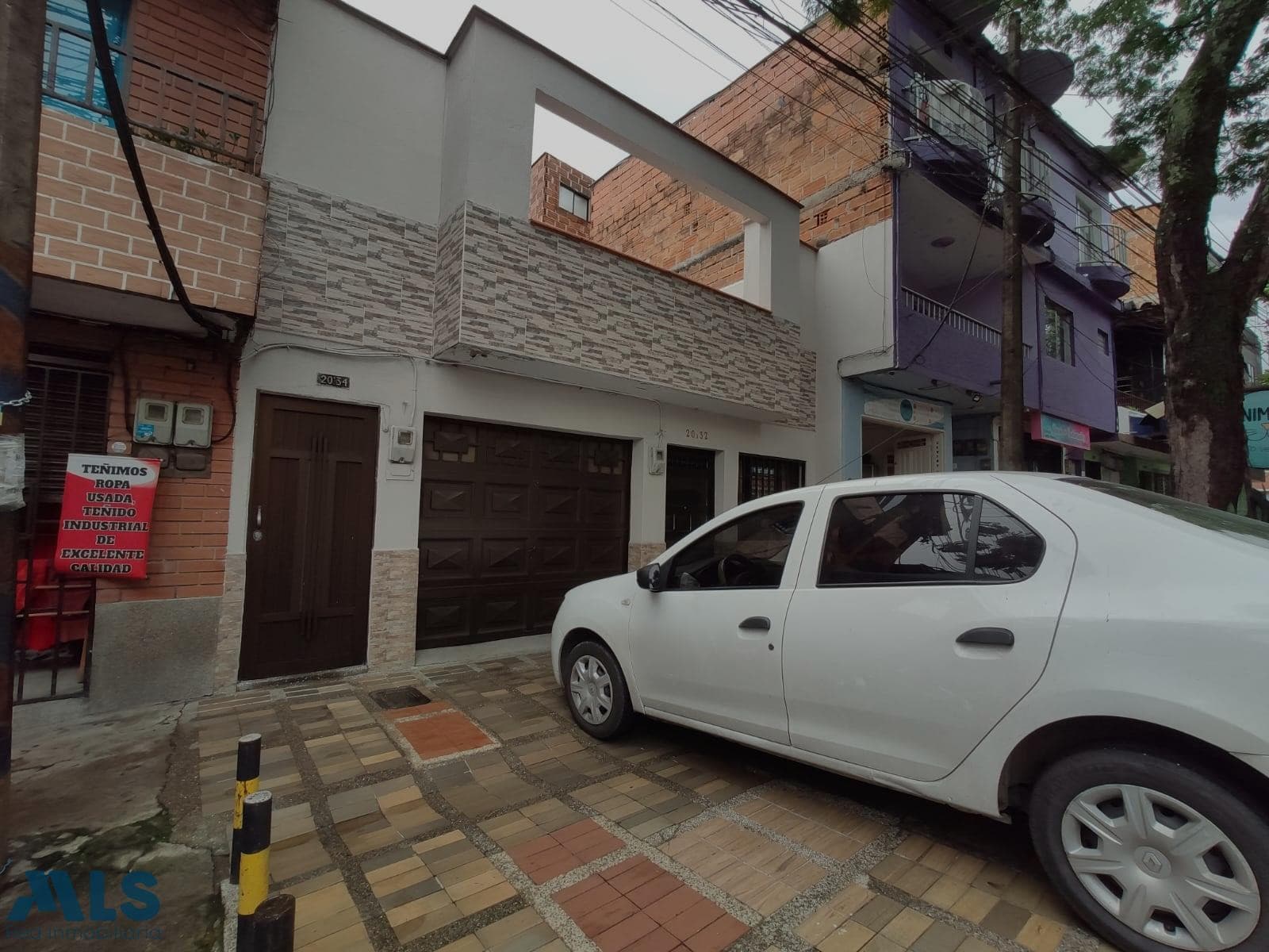 Casa en venta en San Bernardo, Belén Guayabal, Medellín — foto 1 de 41