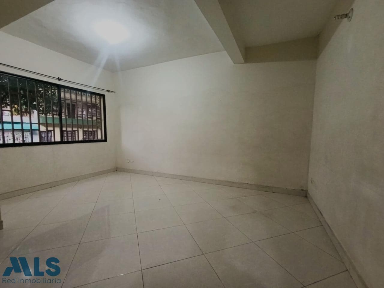 Casa en venta en Florida Nueva, Laureles, Medellín — foto 1 de 17