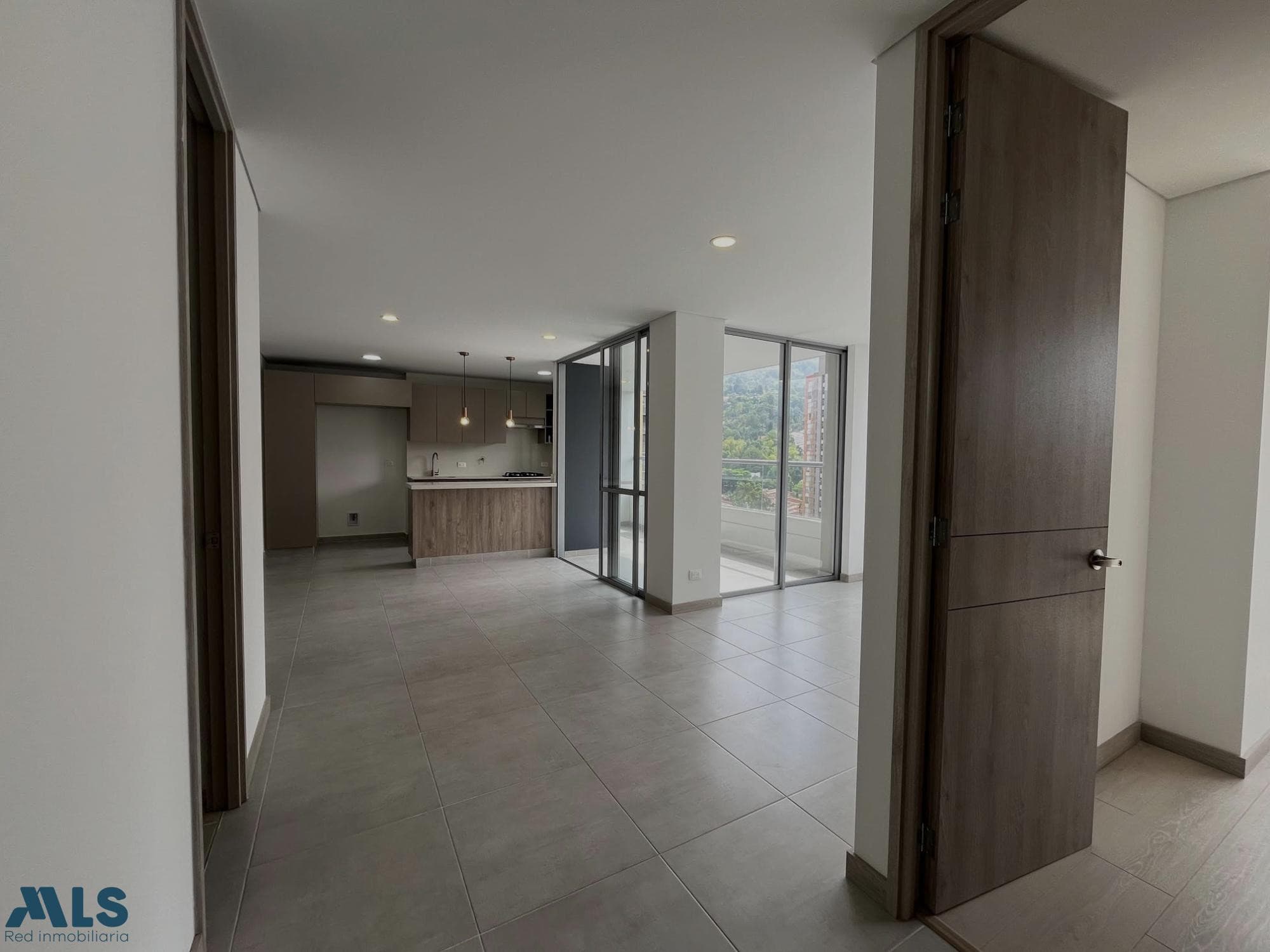 Apartamento en venta en Loma De Los Mesa, Aburra Sur, Envigado — foto 1 de 26