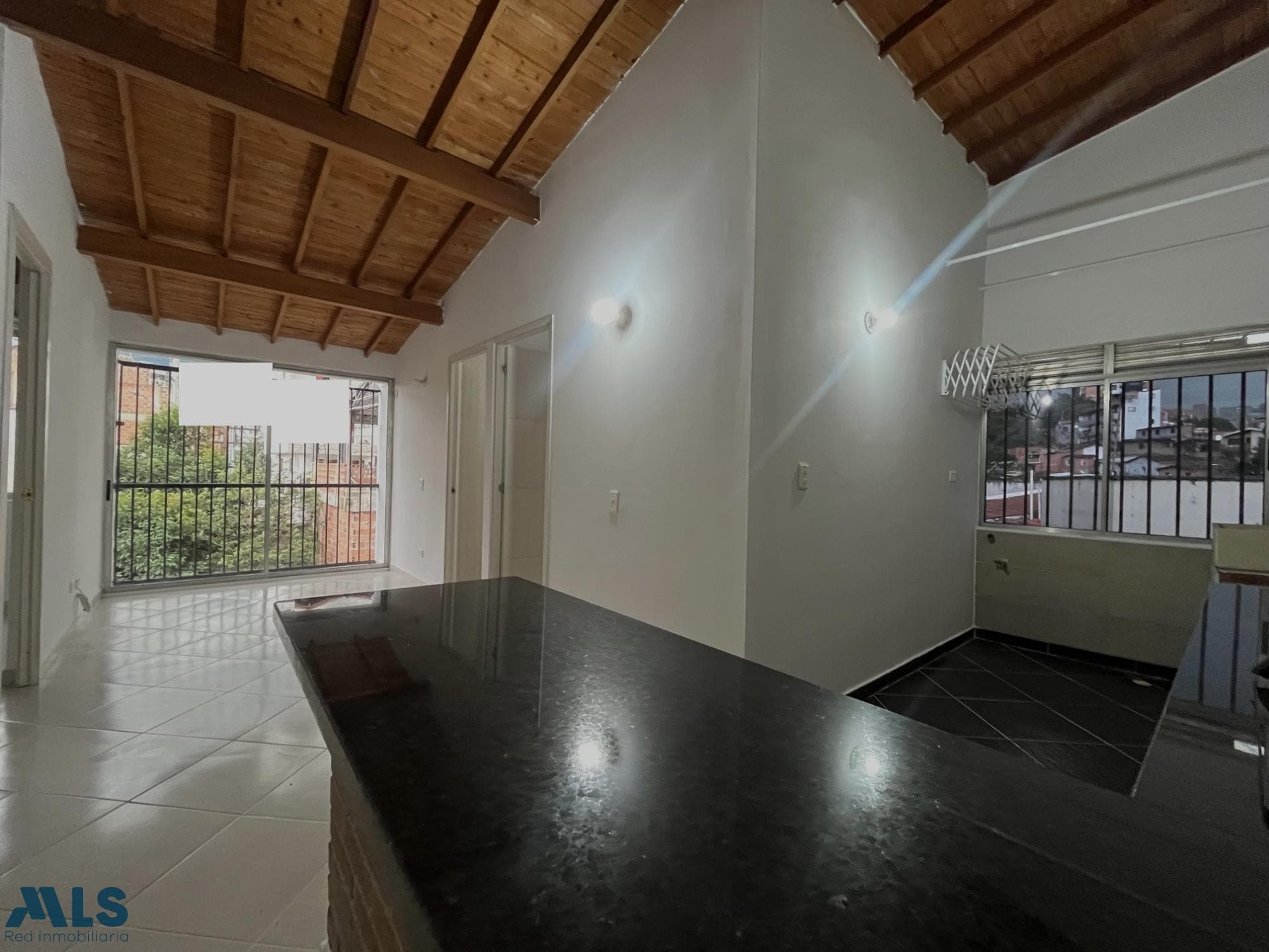 Apartamento en venta en Alto de Misael, Aburra Sur, Envigado — foto 1 de 17