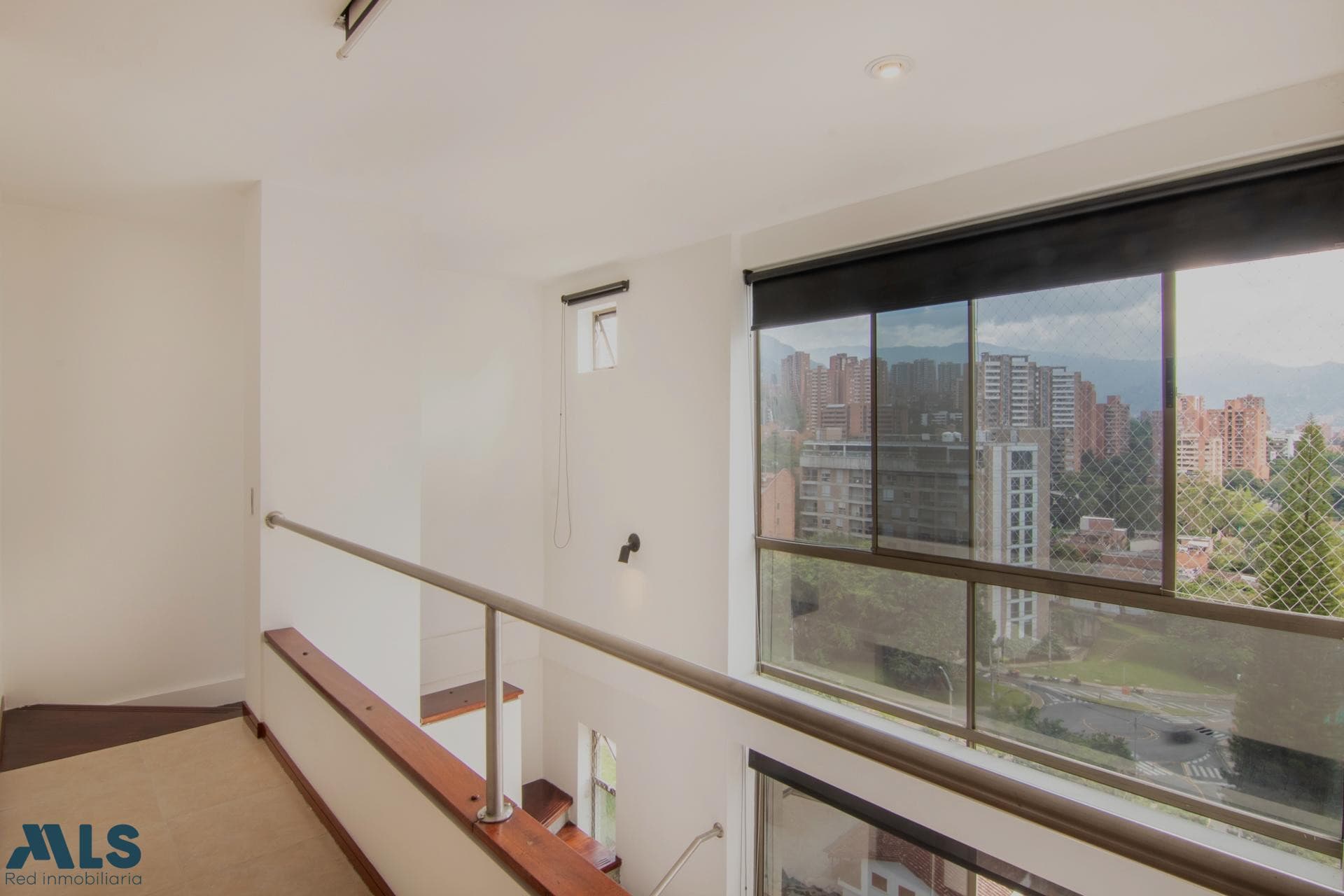 Apartamento en venta en Alejandría, Poblado, Medellín — foto 1 de 13
