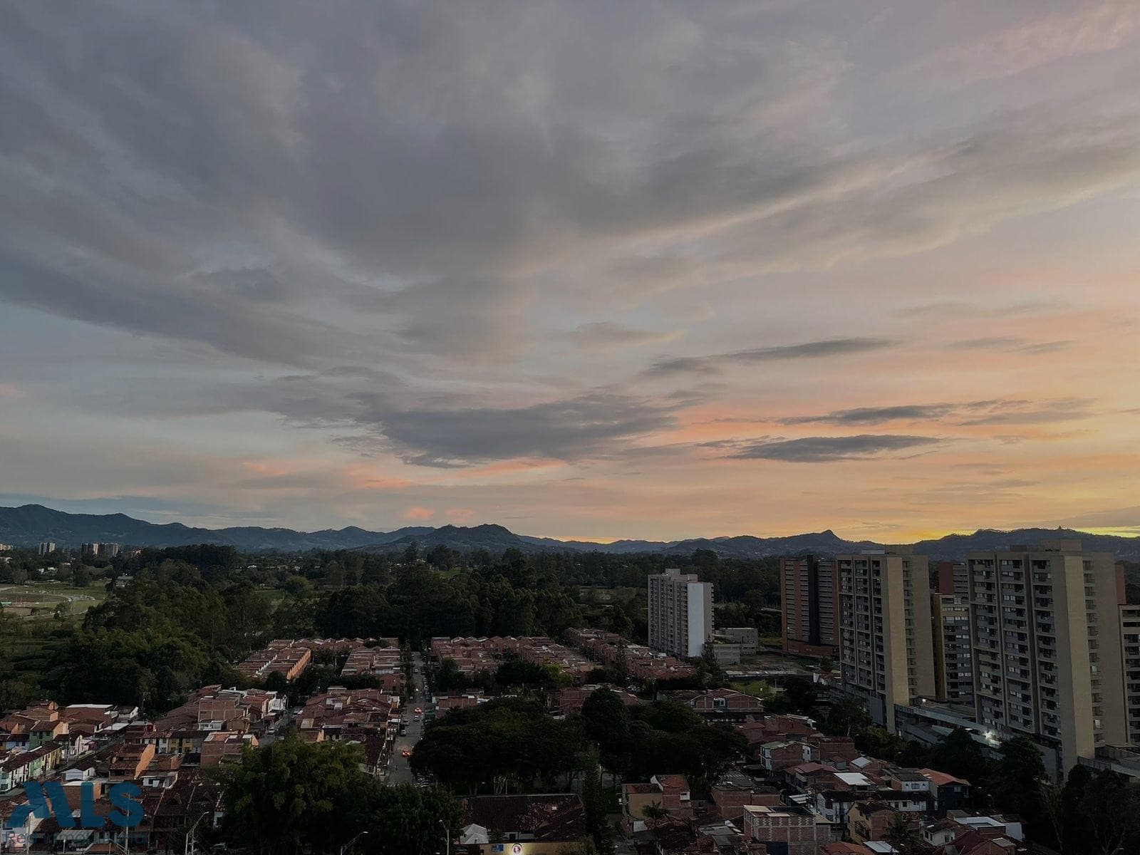 Apartamento en venta en El Porvenir, Oriente Antioqueño, Rionegro — foto 1 de 17