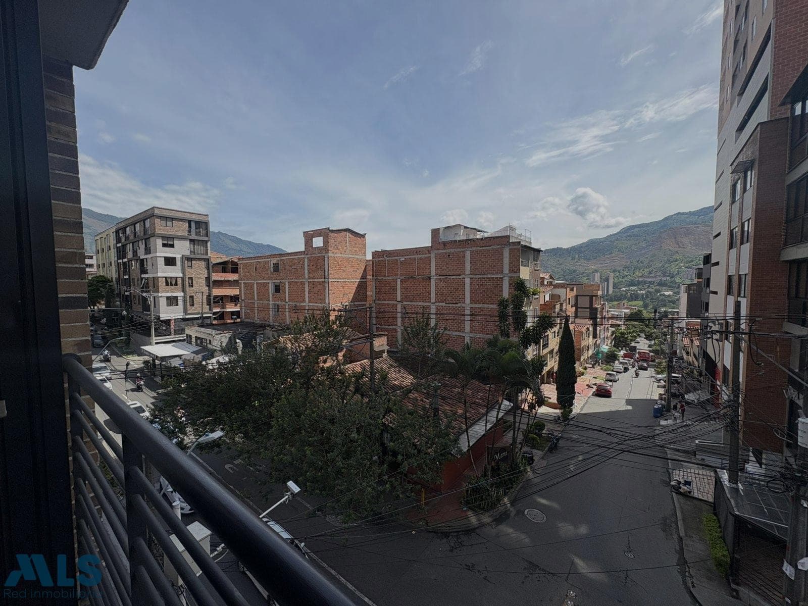 Apartamento en venta en Cabañas, Norte, Bello — foto 1 de 11