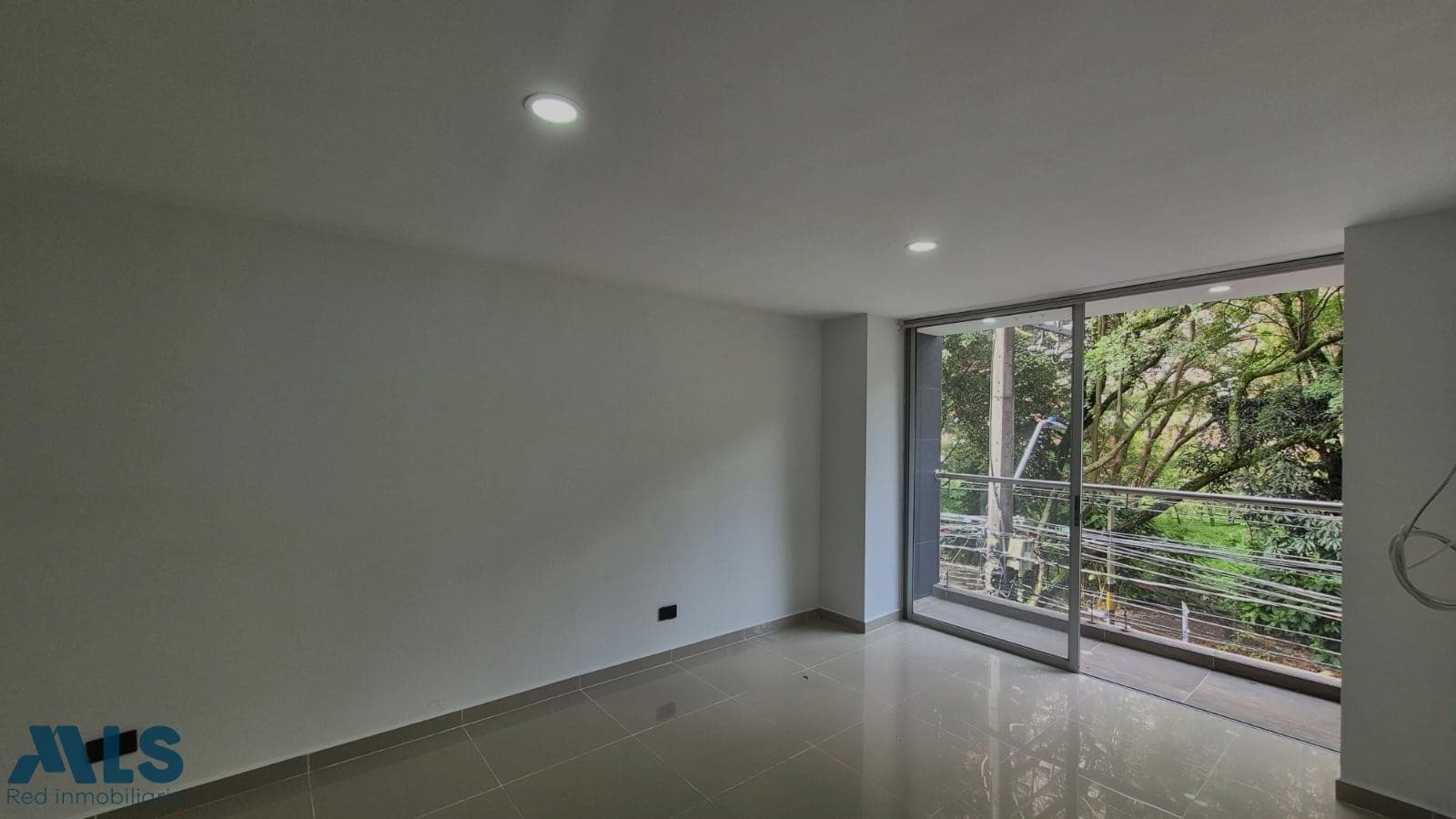 Apartamento en venta en San José Obrero, Norte, Bello — foto 1 de 18
