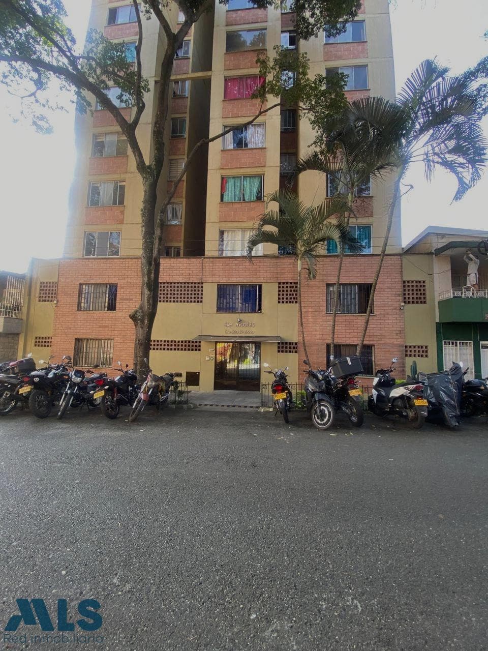 Apartamento en venta en Prado, Centro, Medellín — foto 1 de 8