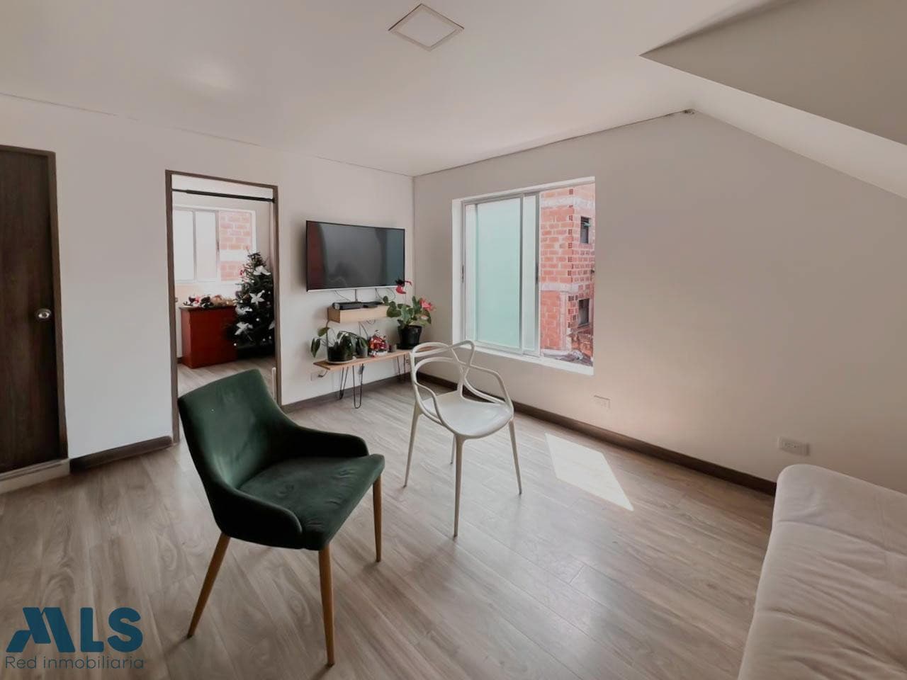 Apartamento en venta en Primavera, Aburra Sur, Envigado — foto 1 de 12